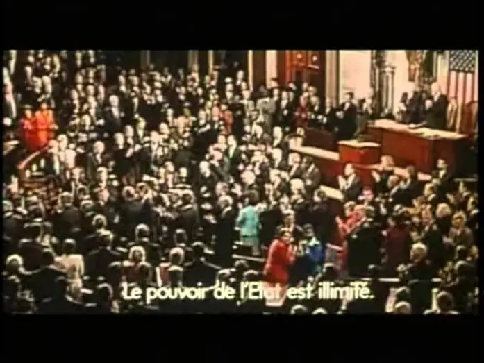 Видео к фильму Фаренгейт 9/11 — Fahrenheit 9/11 ( bande annonce VOST )