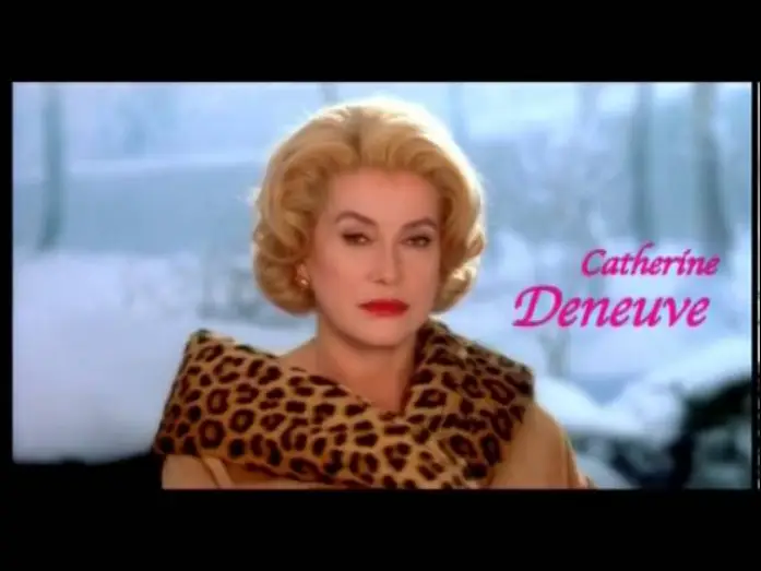 Видео к фильму 8 женщин — 8 femmes (2002) bande annonce