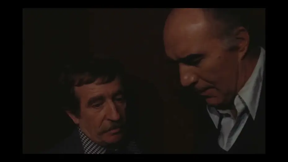Видео к фильму Des enfants gâtés — Awesome long take in Bertrand Tavernier's Des enfants gâtés (1977)