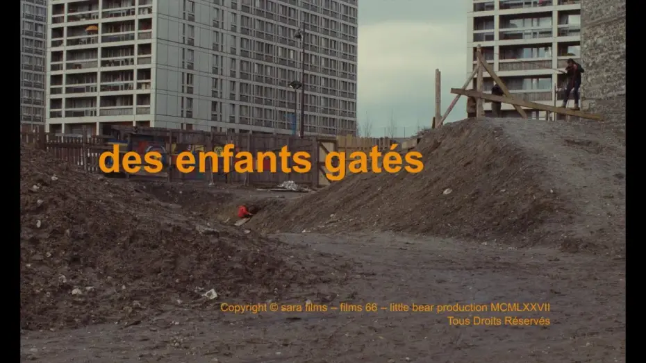 Видео к фильму Des enfants gâtés — Des enfants gâtés (1977) - Générique début HD