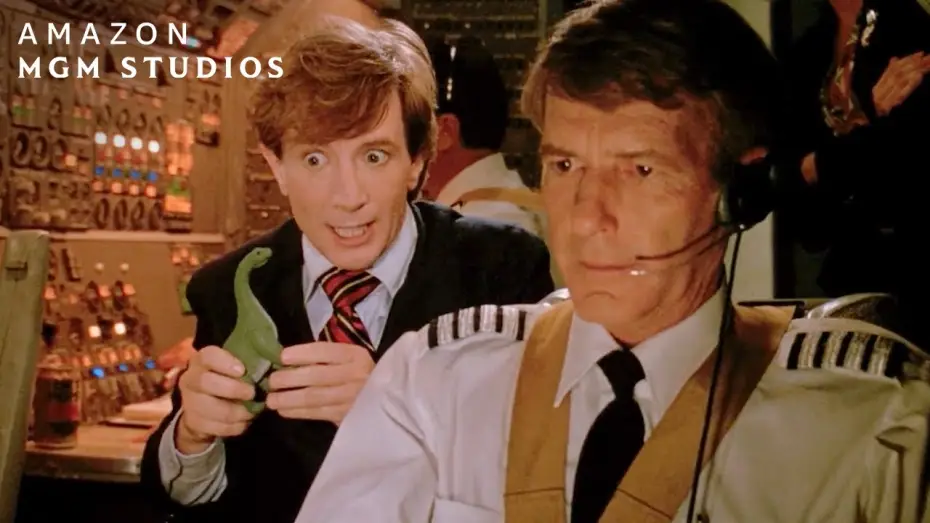 Видео к фильму Клиффорд — Emergency Landing