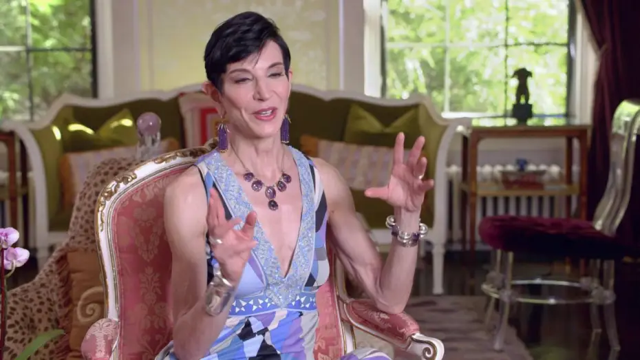 Видео к фильму Долина кукол — Amy Fine Collins on fashion in VALLEY OF THE DOLLS
