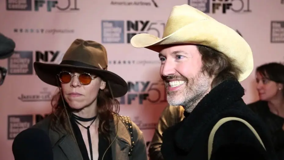 Видео к фильму Внутри Льюина Дэвиса | NYFF51: Gillian Welch and David Rawlings - "Inside Llewyn Davis" Red Carpet
