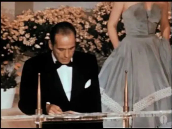 Видео к фильму Африканская королева — Humphrey Bogart Wins Best Actor: 1952 Oscars