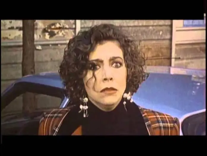 Видео к фильму Женщины на грани нервного срыва — Femmes au bord de la crise de nerfs (1988)