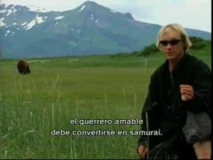 Видео к фильму Человек гризли — Grizzly Man - Trailer con subtítulos en Español