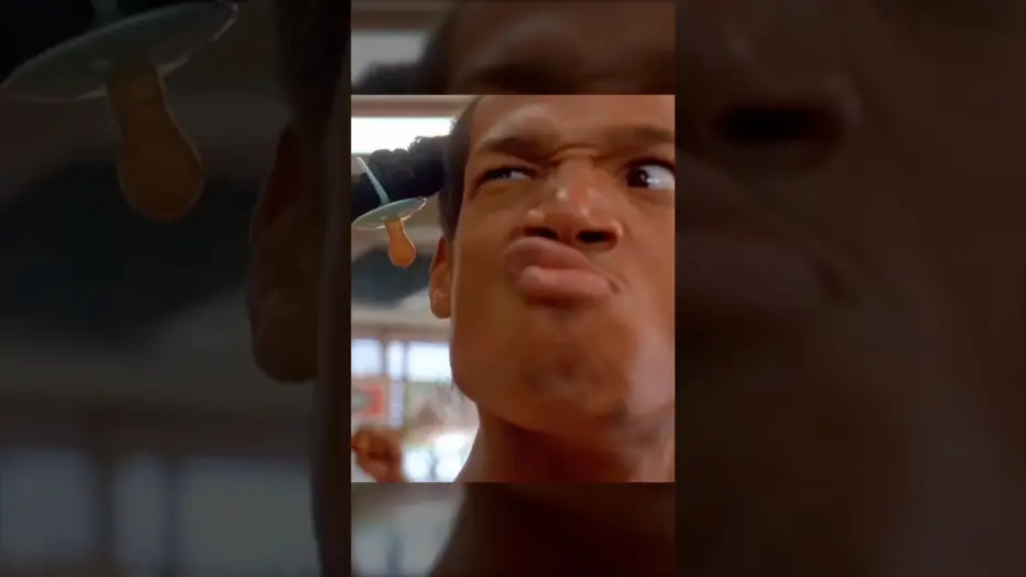 Видео к фильму Не грози южному централу, попивая сок у себя в квартале | WATCHU SAY BOUT MY MOMMA?!