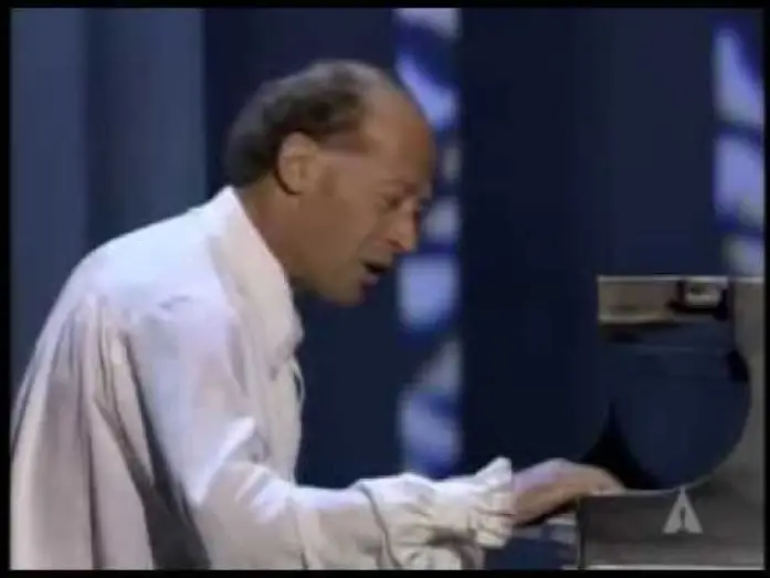Видео к фильму Блеск — David Helfgott performs at the Oscar®