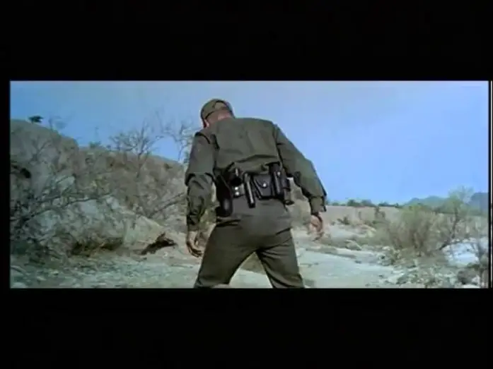 Видео к фильму Три могилы — Trois enterrements (2004) bande annonce