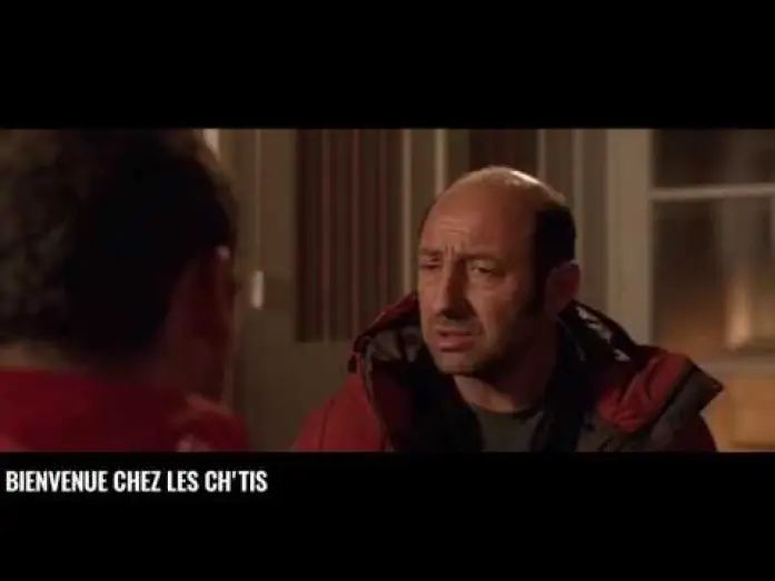 Видео к фильму Бобро поржаловать — Bienvenue chez les Ch'tis - Scène culte - Quels chiens ?