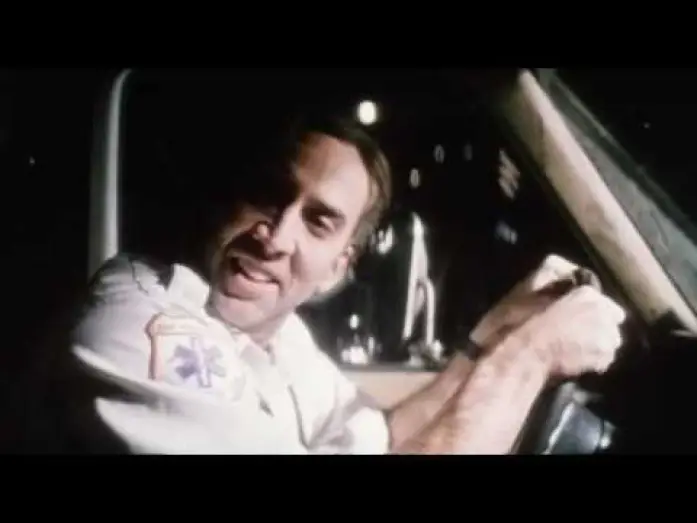 Видео к фильму Воскрешая мертвецов — BRINGING OUT THE DEAD (1999) - Deutscher Trailer