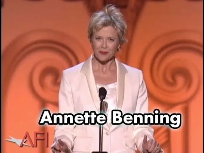 Видео к фильму Американский президент — Annette Benning On Working With Michael Douglas In THE AMERICAN PRESIDENT