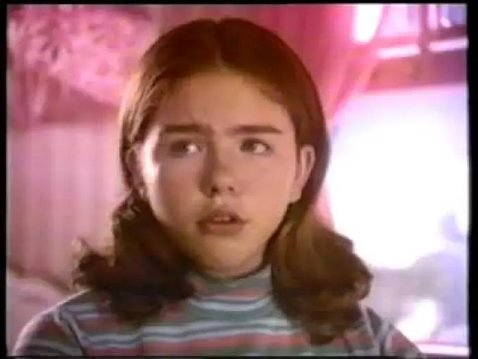 Видео к фильму Сейчас и тогда — Amigas para siempre -  Now and Then-  1995 trailer CASTELLANO