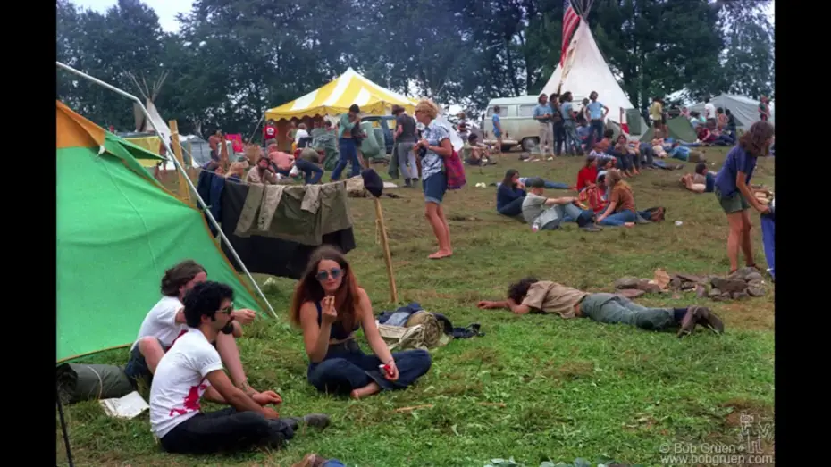 Видео к фильму Вудсток: 3 дня мира и музыки — 3 días de paz, amor y excesos: Woodstock