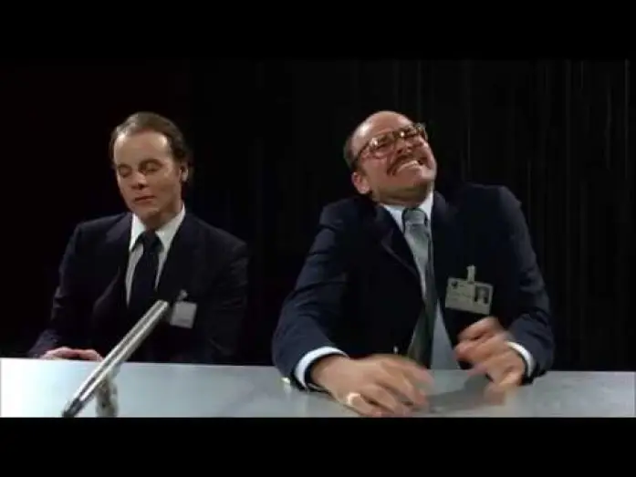 Видео к фильму Сканнеры — SCANNERS - Bande Annonce [VOST]
