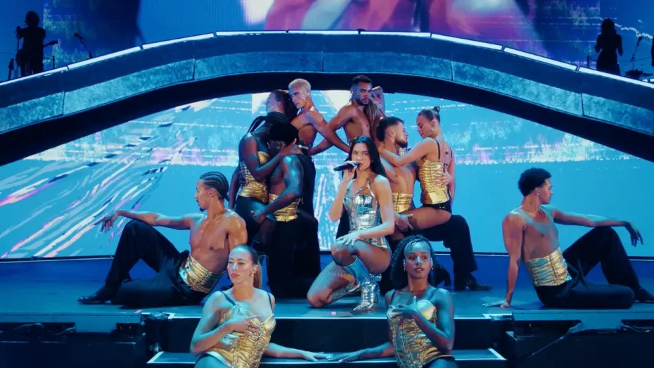 Видео к фильму Dua Lipa: Live From Mexico | Dua Lipa - One Kiss (Live depuis le Mexique)