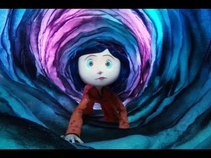 Видео к фильму Коралина в Стране Кошмаров | Los mundos de CORALINE (Trailer espa&ntilde;ol)