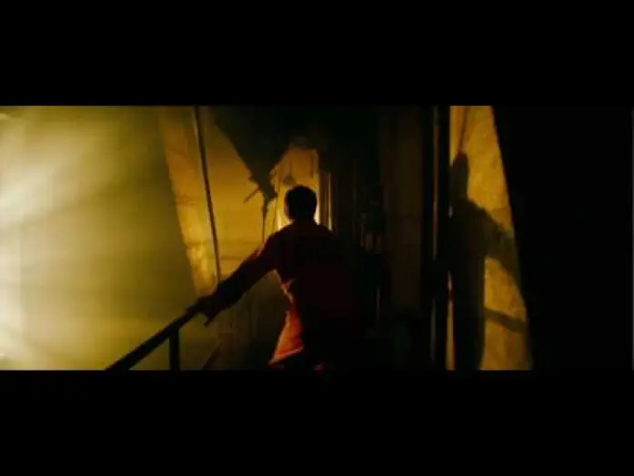 Видео к фильму Кошмар на улице Вязов | Nightmare (2010) - Trailer Italiano | HD