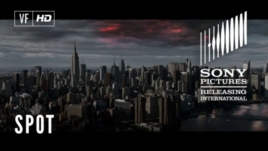Видео к фильму Тёмная башня | La Tour Sombre - TV Spot "Worlds" 20s - VF