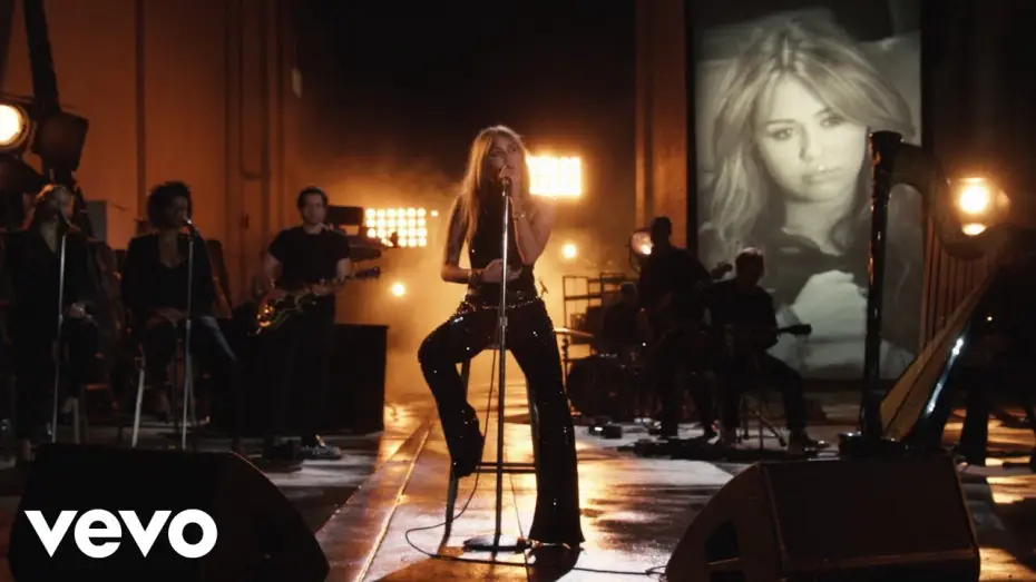 Видео к фильму Hannah Montana 20th Anniversary Special | Younger You (From the "Hannah Montana 20th Anniversary Special")