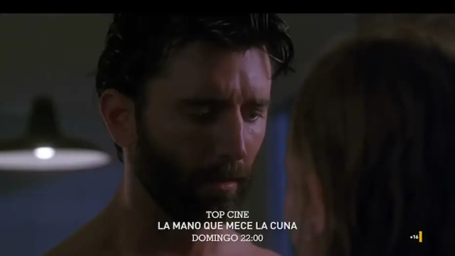 Видео к фильму Рука, качающая колыбель — La mano que mece la cuna (1992) Trailer español