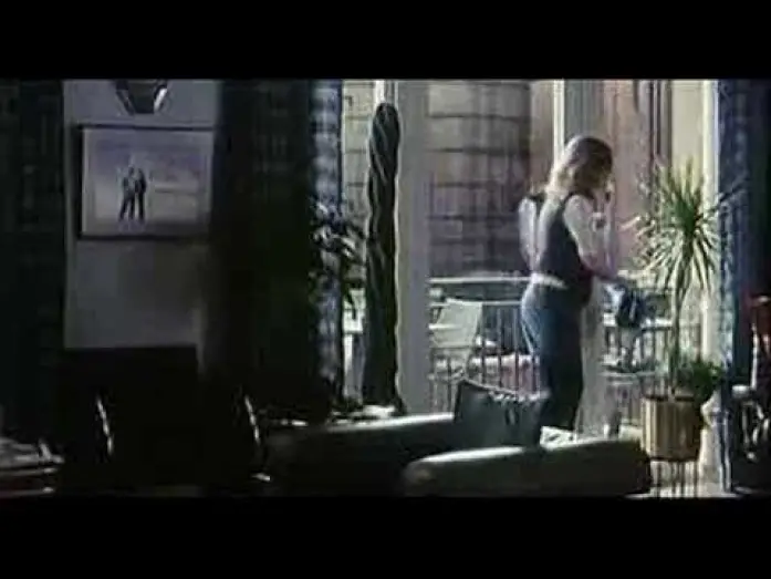 Видео к фильму С глаз — долой, из чарта — вон! — Le Come Back au cinéma le 14 mars