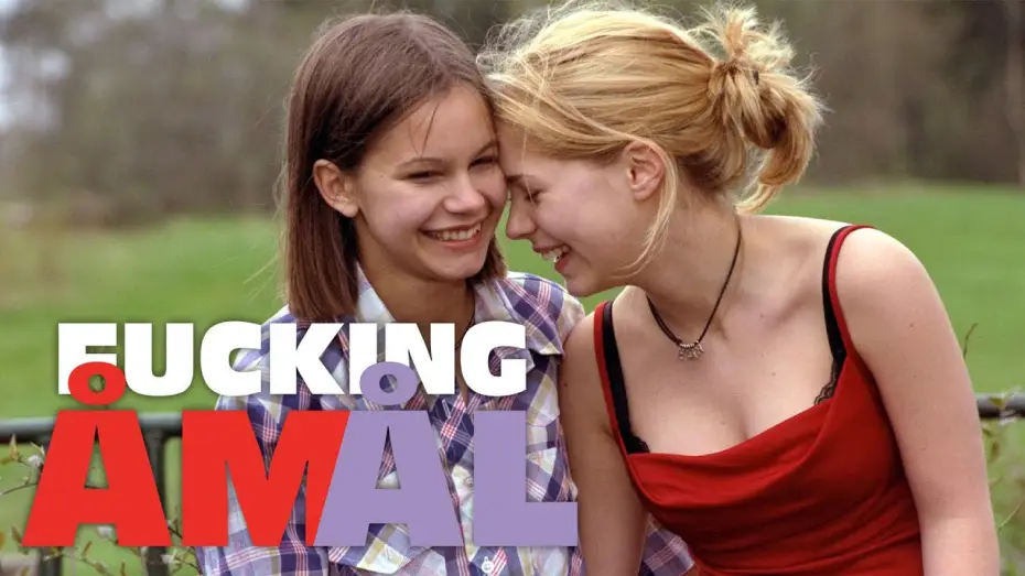 Видео к фильму Покажи мне любовь — FUCKING ÅMÅL Trailer Deutsch | German [HD]