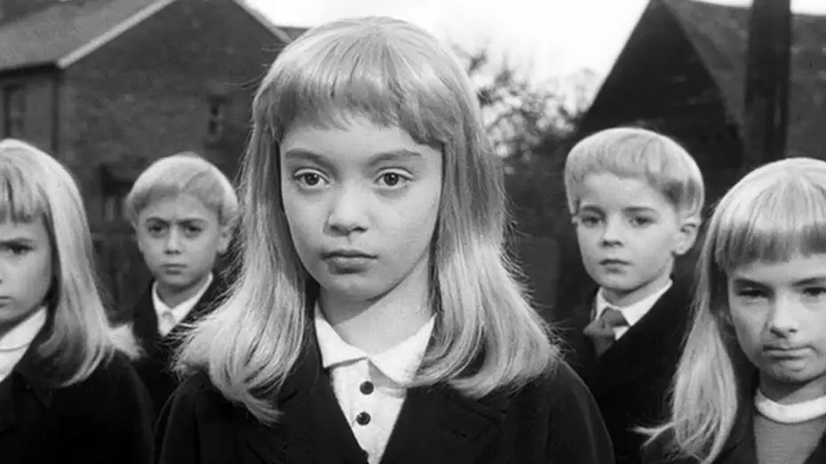 Видео к фильму Деревня проклятых — Village of the Damned (1960) Original Trailer