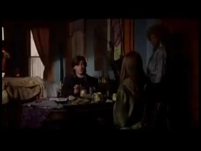 Видео к фильму Городские легенды 3: Кровавая Мэри — Urban Legends 3: Bloody Mary (2005) Trailer Ingles