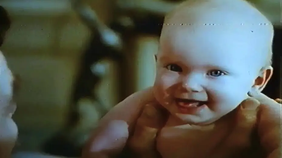 Видео к фильму Трое мужчин и младенец — Drei Männer noch ein Baby Trailer Deutsch