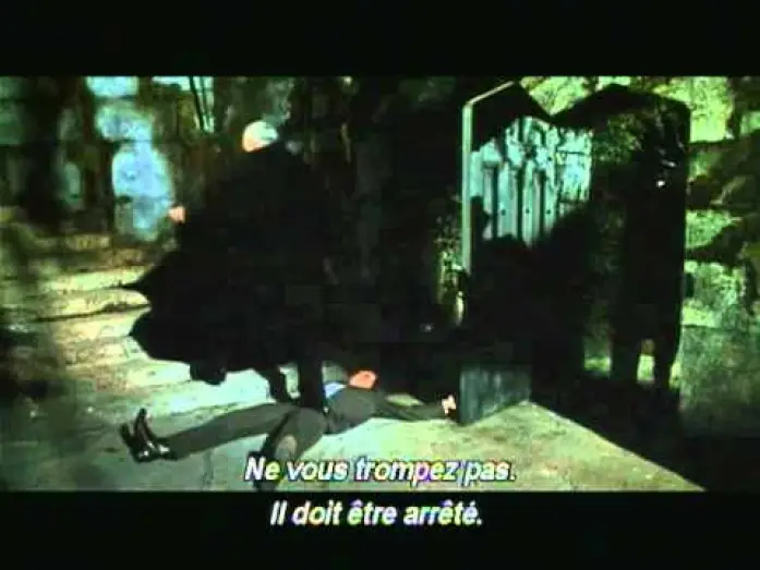 Видео к фильму Дракула: Мёртвый и довольный — Dracula, Dead and loving it Trailer (French Subtitles) (1995)