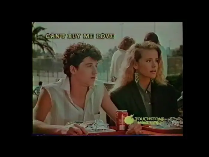 Видео к фильму Любовь нельзя купить — Can't Buy Me Love, l'amour ne s'achète pas (1987) Bande annonce française
