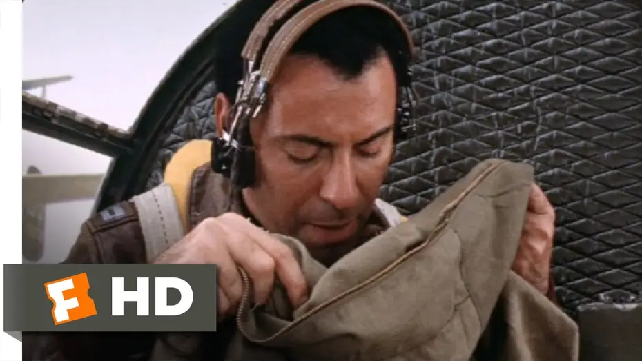 Видео к фильму Уловка-22 — Where's My Parachute? - Catch-22 (3/10) Movie CLIP (1970) HD