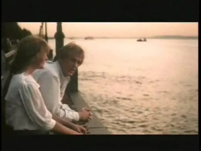 Видео к фильму Повелитель приливов — "The Prince of Tides" - LONGER SCENE! - Tom & Savannah (at the seaport)