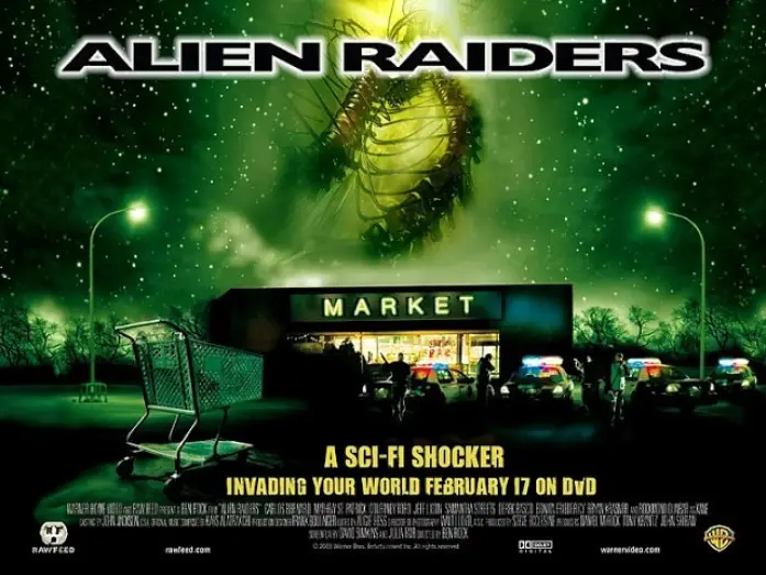 Видео к фильму Чужеродное вторжение — Alien Raiders Trailer