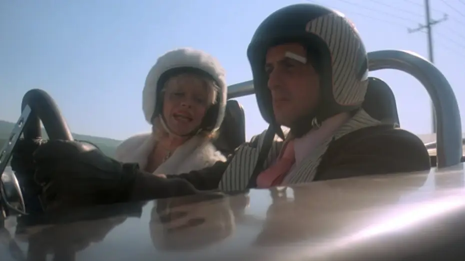 Видео к фильму Смертельная гонка 2000 года | Stallone Kills His Pit Crew: Death Race 2000 (1975)