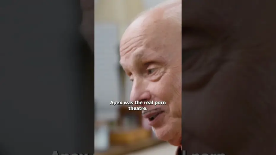 Видео к фильму Безумный Сесил Б. — John Waters Interview