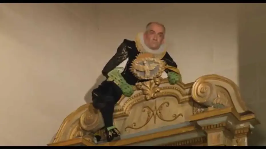 Видео к фильму Мания величия — Louis de Funès : La Folie des grandeurs (1971) - Non sire, pour une fois c'est pas moi!