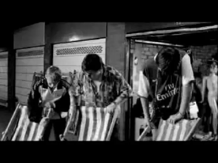 Видео к фильму Сомерстаун — FA SOMERS TOWN