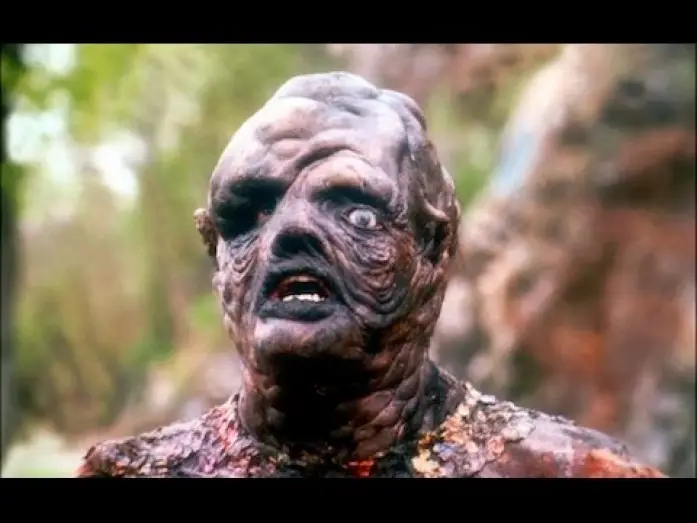 Видео к фильму Токсичный мститель — Atomic Hero / The Toxic Avenger - Trailer (1984, German)