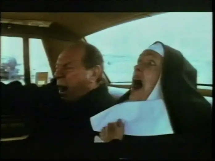 Видео к фильму Беги без оглядки — Diese zwei sind nicht zu fassen (1986) - german VHS Traier (MGM) aka    Running Scared