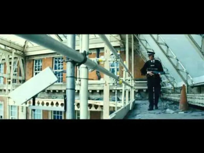 Видео к фильму Провокатор — Blown Apart | Deutscher Trailer