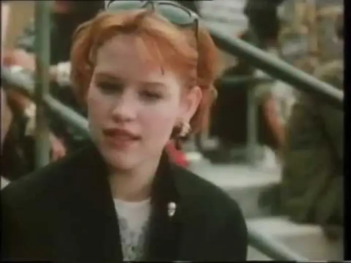 Видео к фильму Милашка в розовом | Kinotrailer "nur in Deutsch": Pretty in Pink
