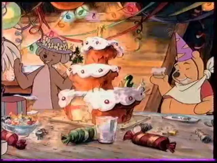Видео к фильму Винни Пух: Весенние денёчки с малышом Ру — Les aventures de Petit Gourou - Bande annonce officielle FR