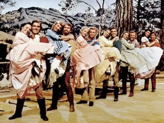 Видео к фильму Семь невест для семи братьев — John Landis on Seven Brides For Seven Brothers