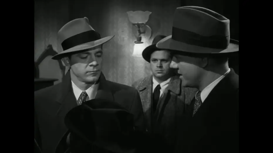 Видео к фильму Там, где кончается тротуар — MARK DIXON DETECTIVE - Une question très importante... VOST