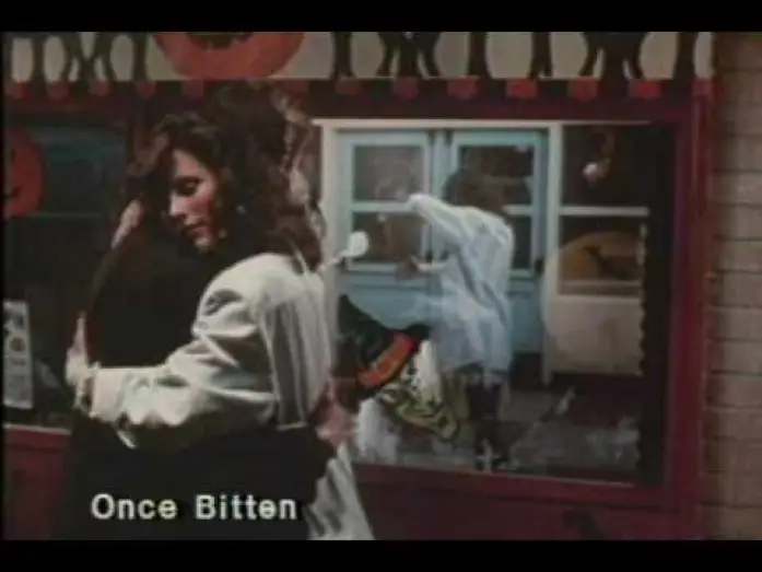 Видео к фильму Однажды укушенный — Once Bitten (1985)