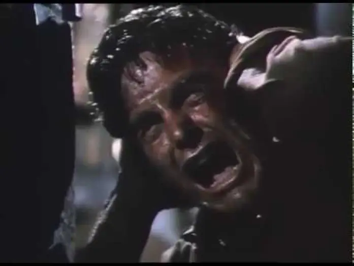 Видео к фильму Ночная смена — La Créature du Cimetière (1990) - Trailer