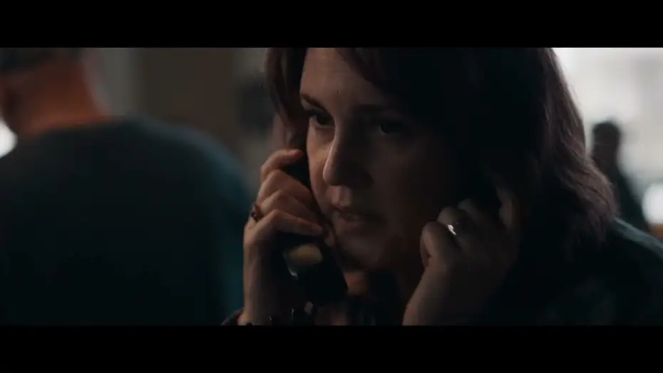Видео к фильму Пайк Ривер — Official Clip - The Phone Call