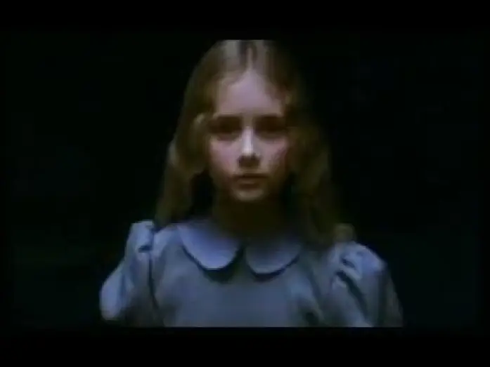 Видео к фильму Замкнутый круг — Colin Towns - Have You Got A Magnificent Problem? (Inside The Mental Home)